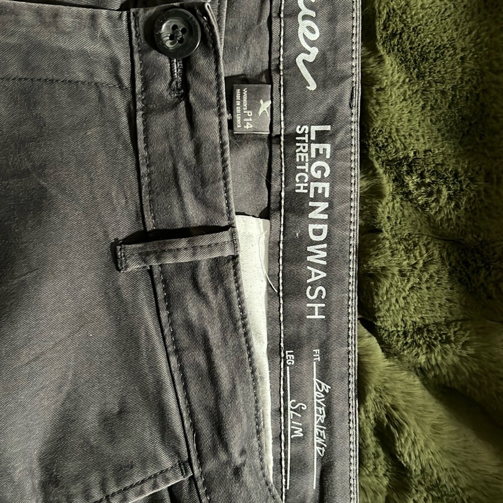Eddie Bauer wrinkle free Boyfriend slim size 14P